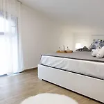 La Casa Di Marty Per 9 - Belcantovillas * 소레델라고푸치니