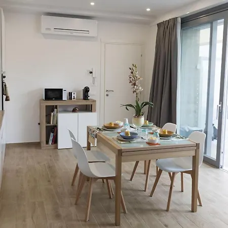 La Casa Di Marty Per 9 - Belcantovillas *