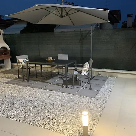 La Casa Di Marty Per 9 - Belcantovillas Tatil Evi Torre del Lago Puccini
